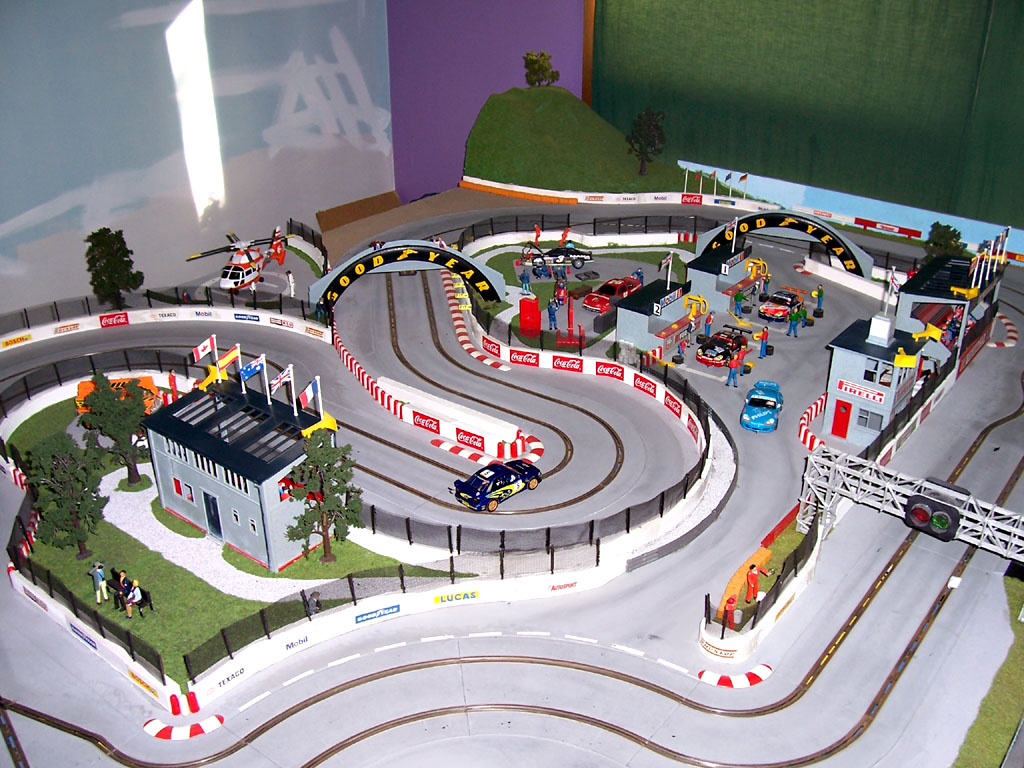 scalextric 2.jpg