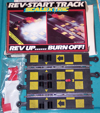 scalextric%20rev%20up.jpg