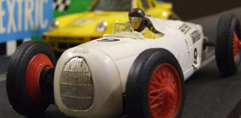 081202_scalextric.jpg